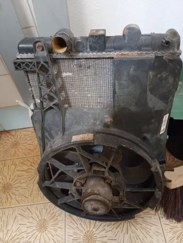 Radiador de gol completo