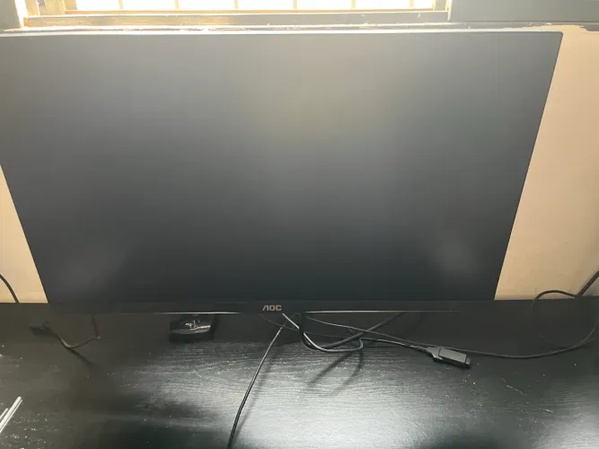 Monitor AOC Hero 144hz com Braço articulado