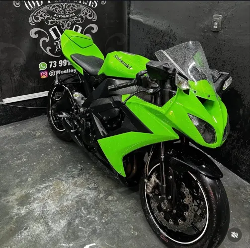 Moto sem detalhes