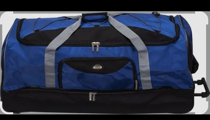 Mala de viagem semi nova