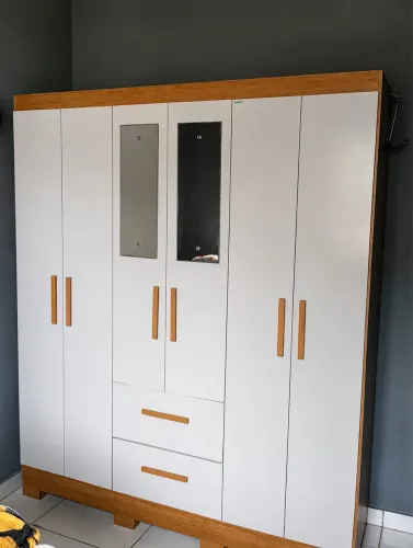 Guarda roupa