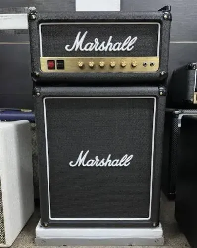 Frigobar Amplificador Marshal 92 Litros Black 127V -NOVO