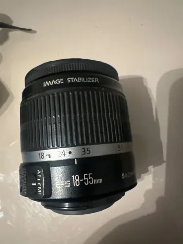 Lente cannon 18-55mm c/ pequeno fungo