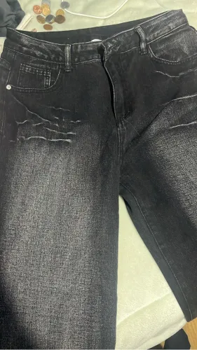Calça baggy cravejada