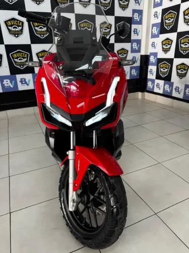ADV 150 2022, impecável