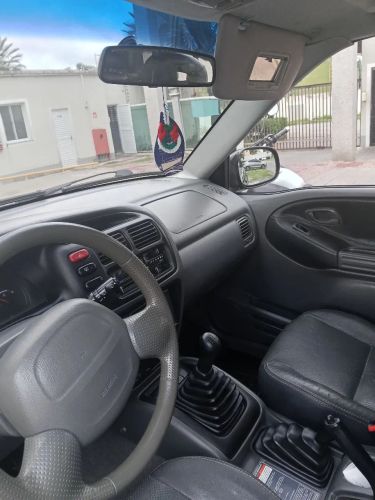 Imagem de Chevrolet Tracker 2.0 16V 128cv MPFI 4X4 5P 2008