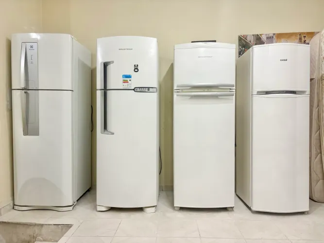 Geladeira Brastemp duas portas , geladeira Frost free 