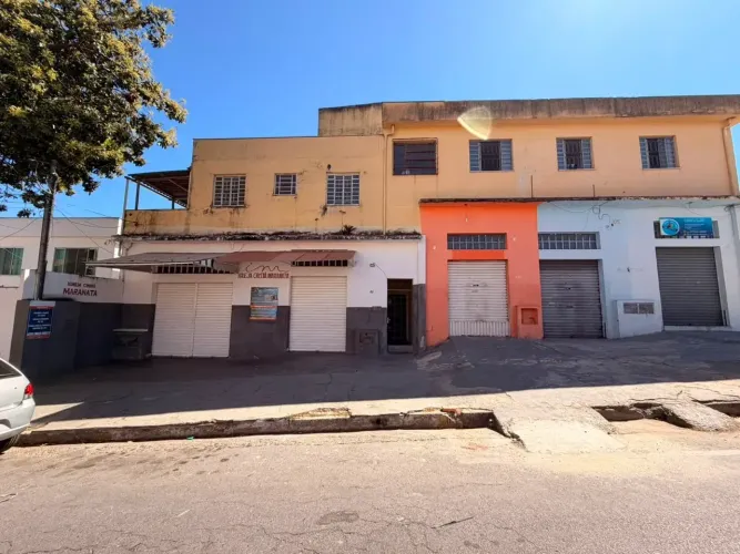 Imóvel para aluguel possui 60 metros quadrados com 3 quartos