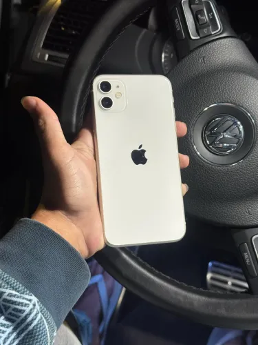 iPhone 11 Semi Novo