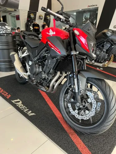 PROMOÇÃO HORNET 500 ZERO KM