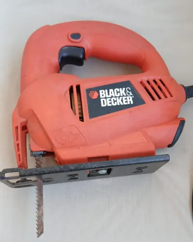  Serra tico-tico Black & Decker KS405-BR 400W
