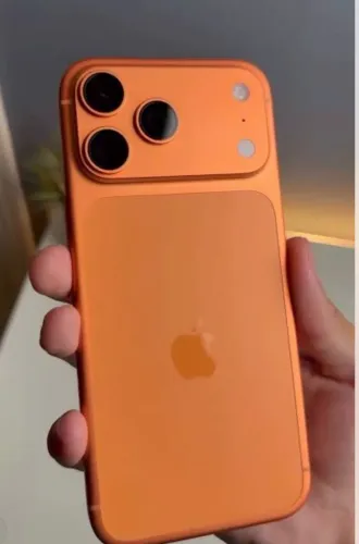 Vendo iPhone 17 pro Max 256 gb laranja