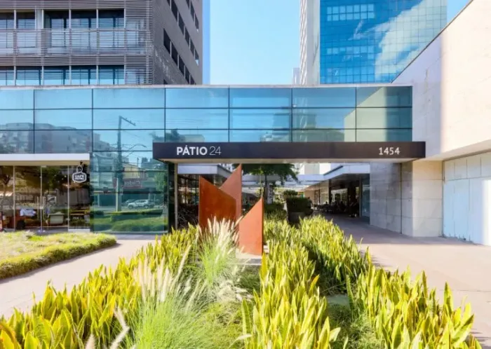 Loja com 153,60m² Para Locação no Pátio 24 - Bairro Auxiliadora - Porto Alegre