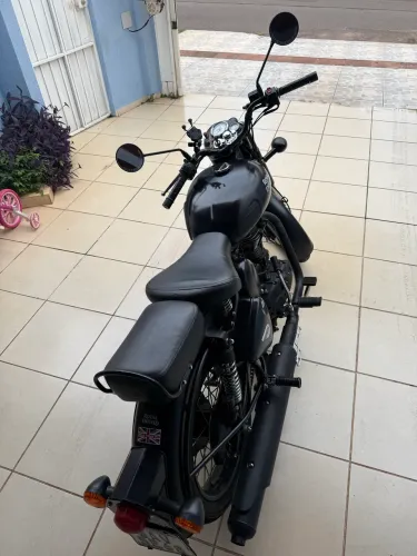 Royal Enfield com menos km da cidade