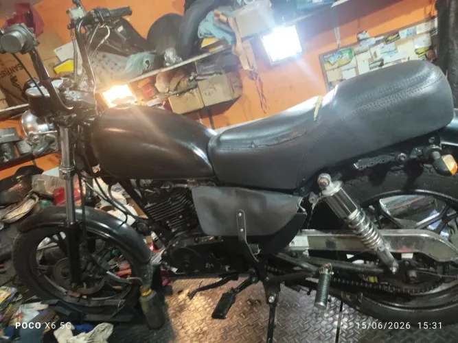 Vendo intruder 125