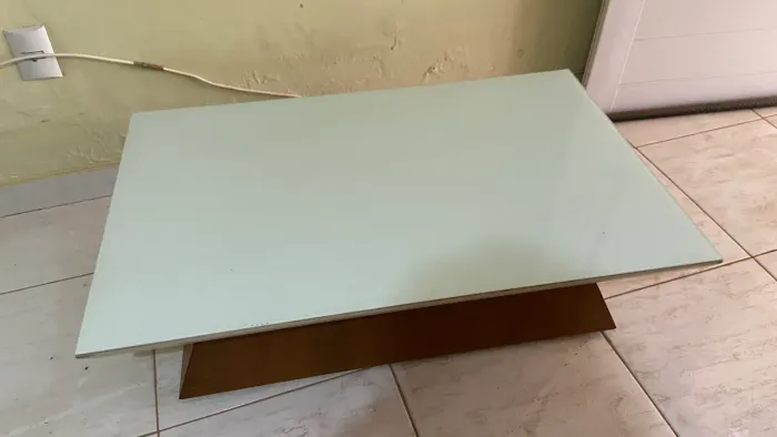 Mesa de centro tampo de vidro