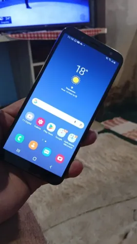 Samsung j6