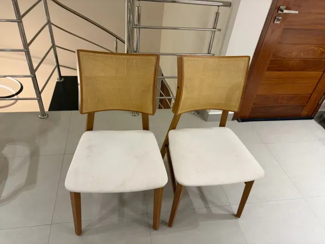2 Cadeiras de jantar