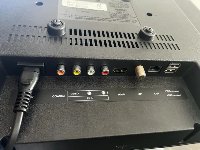 Vendo tv smart 24 polegadas 