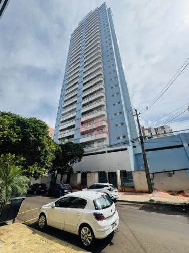 Apartamento zona 07 com 03 suítes