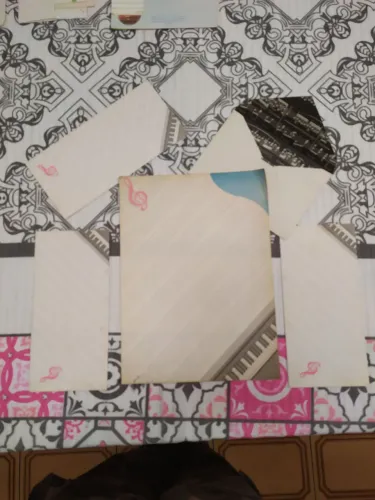 Kit Papel de Carta e Envelopes Musicais
