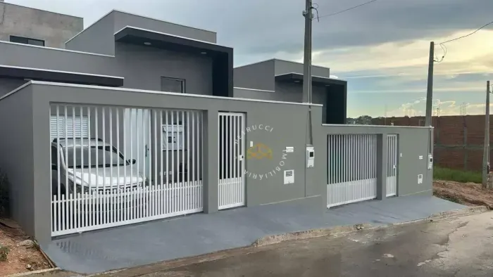 Casa com 2 dormitórios à venda, 77 m² por R$ 445.000,00 - Friburgo - Campinas/SP