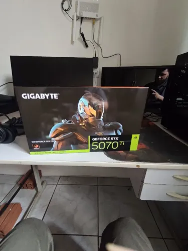 RTX 5070 TI 16 GIGA GIGABYTE 