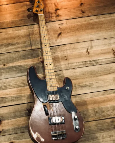 Contra baixo Custom AS Guitars, 4c Perfect Tone/ Ex baixo do baixista da Banda Morada