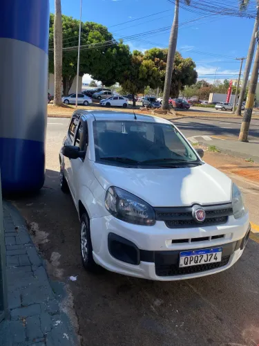 Fiat Uno Attractive 1.0 EVO Fire Flex 8V 5P 2019