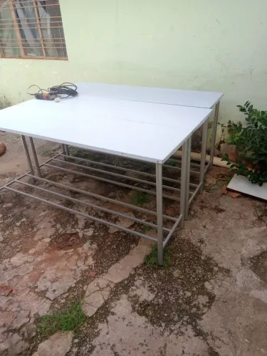 Mesa tampo de inox