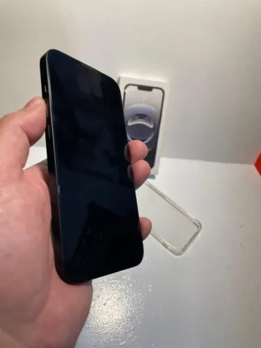 IPhone 16 E Novo Garantia Apple - Troco e parcelo - No centro de BH