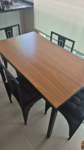 Mesa de jantar industrial - metric - 130x75 - madeira