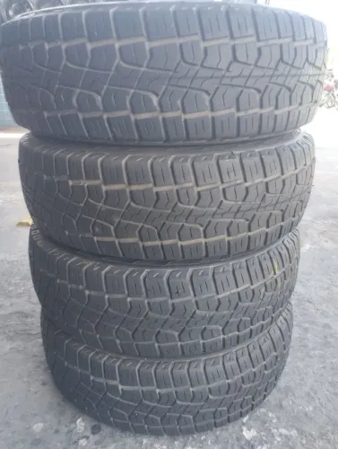 4pneus 205 70 r15 Pirelli Scorpions at 