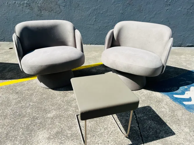 Poltrona designer giratória
