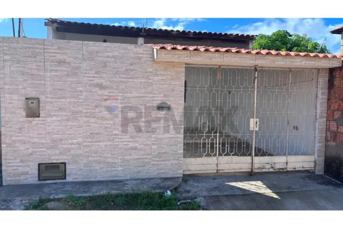 Casa na Barra de Santo Antônio à Venda