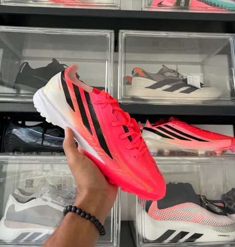 Chuteira Society Adidas Hyperfast - Número 41