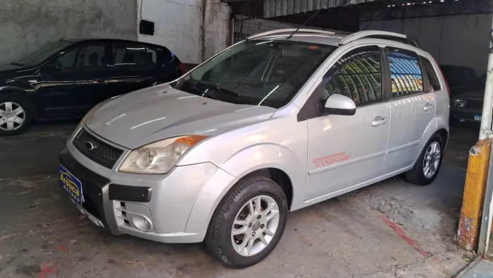 Ford Fiesta Trail 1.6 8V Flex 5P 2010