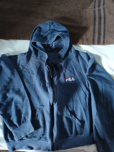 Casaco com capuz infantil