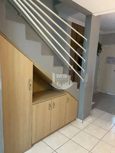 Casa com 2 dormitórios para alugar, 79 m² por R$ 3.784/mês - Vila Alati - Jundiaí/SP