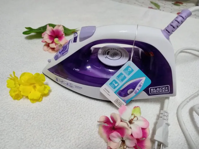 FERRO DE PASSAR A VAPOR BLACK DECKER 127 v.