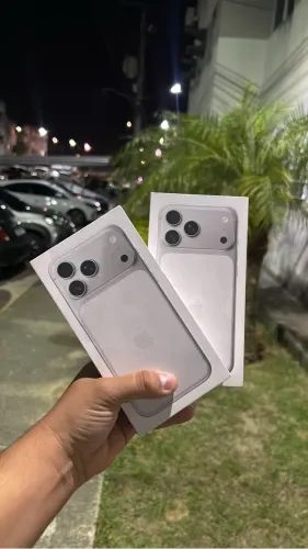 17 PRO MAX SILVER LACRADO