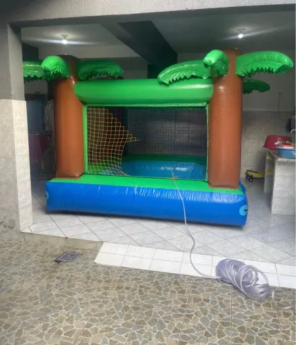 Locação de brinquedos e barracas de lanches