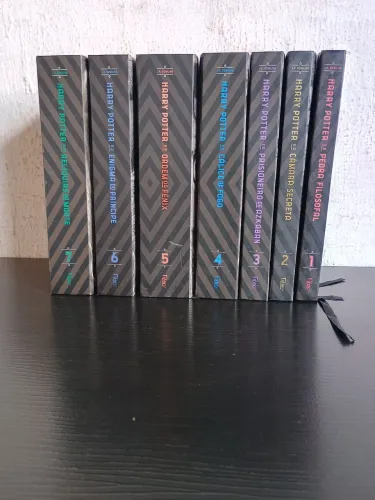 HARRY POTTER EDIÇÃO DE COMEMORAÇÃO 20 ANOS