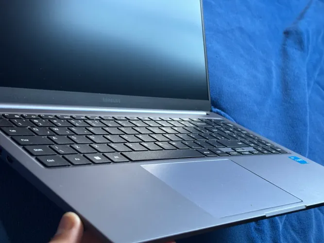 Galaxy book 4 | i3 13ª  | 8GB RAM | SSD NVMe 512GB | Full HD