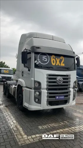 VW CONSTELLATION 25.420 SC TRACTOR V-TRONIC 6X2 | FORÇA E DESEMPENHO PARA OPERAÇÕES RODOVI