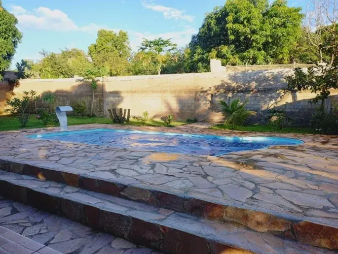 Vende-se chácara com:   5000 mts  quadrados, aceito proposta...