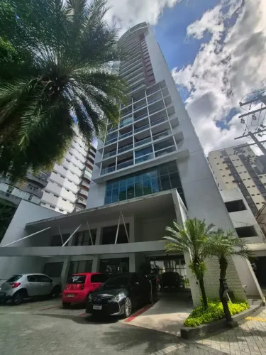 ALUGO EXCELENTE APARTAMENTO MODERNO, COM MOVEIS PLANEJADOS E SACADA, LOCALIZAÇÃO PRIVILEGI