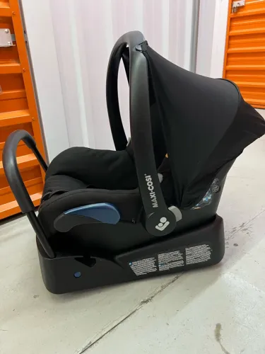 Bebê Conforto + Base Maxi Cosi