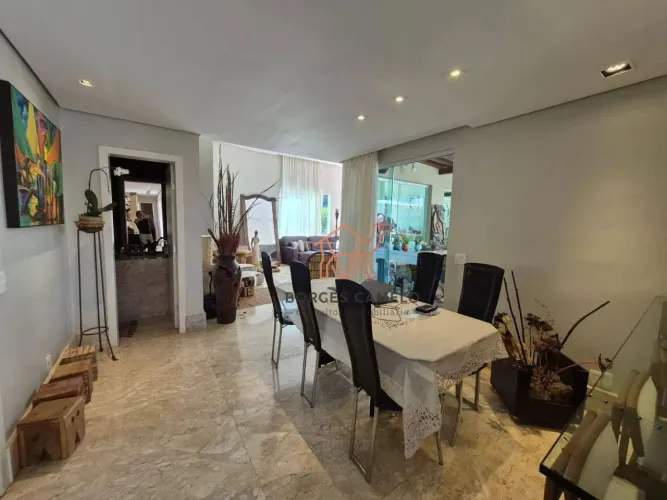 Casa de Alto Padrão 3 Quartos | 265 m² | Residencial Flores Alphaville