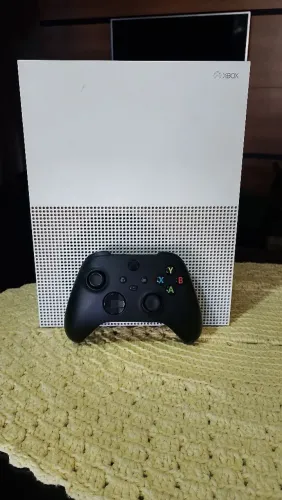 Xbox One S ? Console Completo, Bem Cuidado!